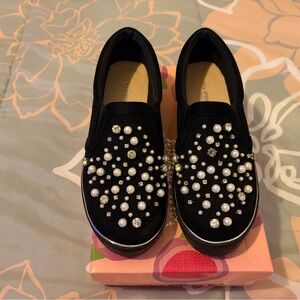 Elegant Black Pearl Embellished Women's Slip-On Shoes